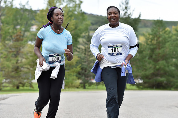 2016-womensrun-5115.jpg