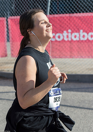 CalgaryMarathon2017-161.jpg