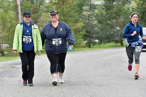 2016-womensrun-5146.jpg